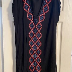 Sundance EUC Black Short-Sleeve Top with Red and Blue Embroidery